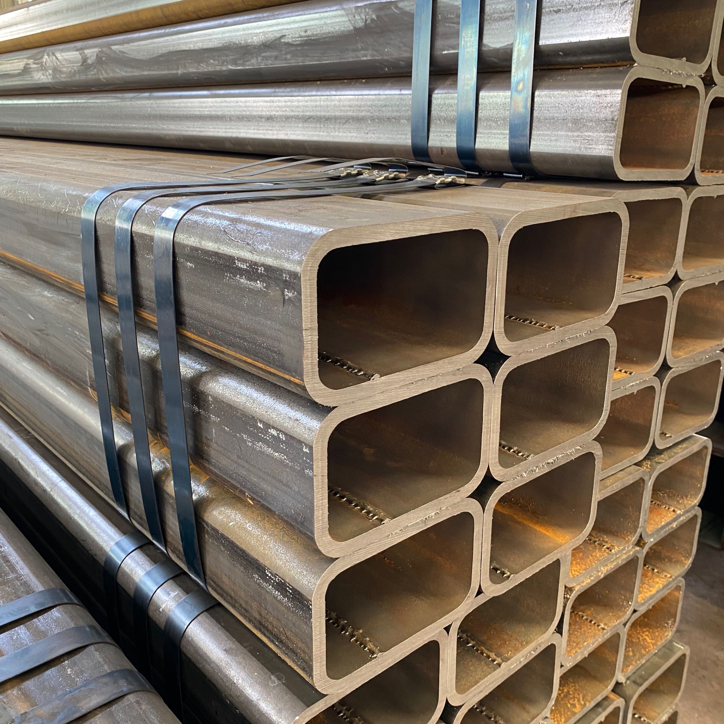 深受客戶認(rèn)可的方矩管生產(chǎn)廠家